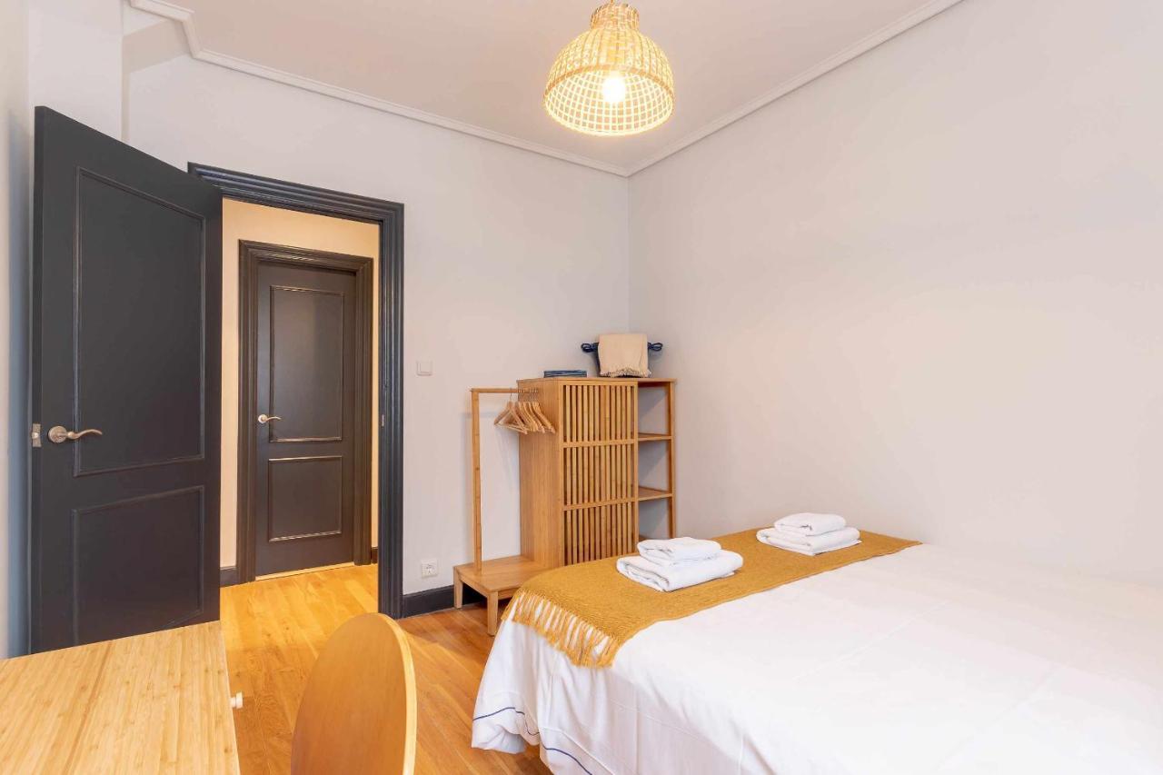 Apartamento Kuia Con Vistas Frontales A La Ria De Bilbao Cerca Del Metro Erandio ภายนอก รูปภาพ